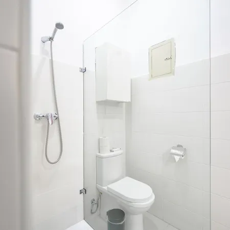 St Two Bedroom Appartement La Valette